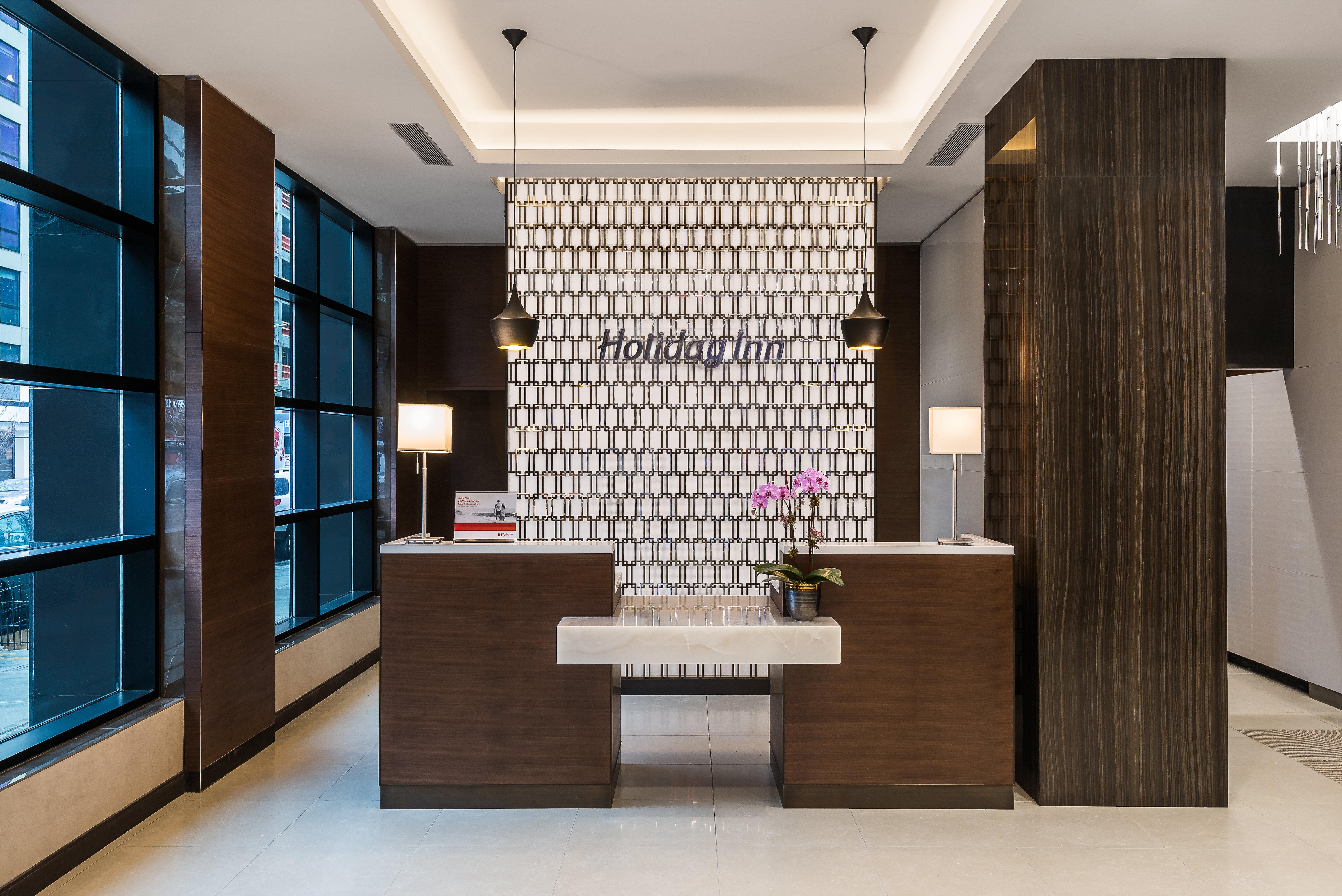 Holiday Inn Brooklyn Downtown By Ihg New York Exterior photo