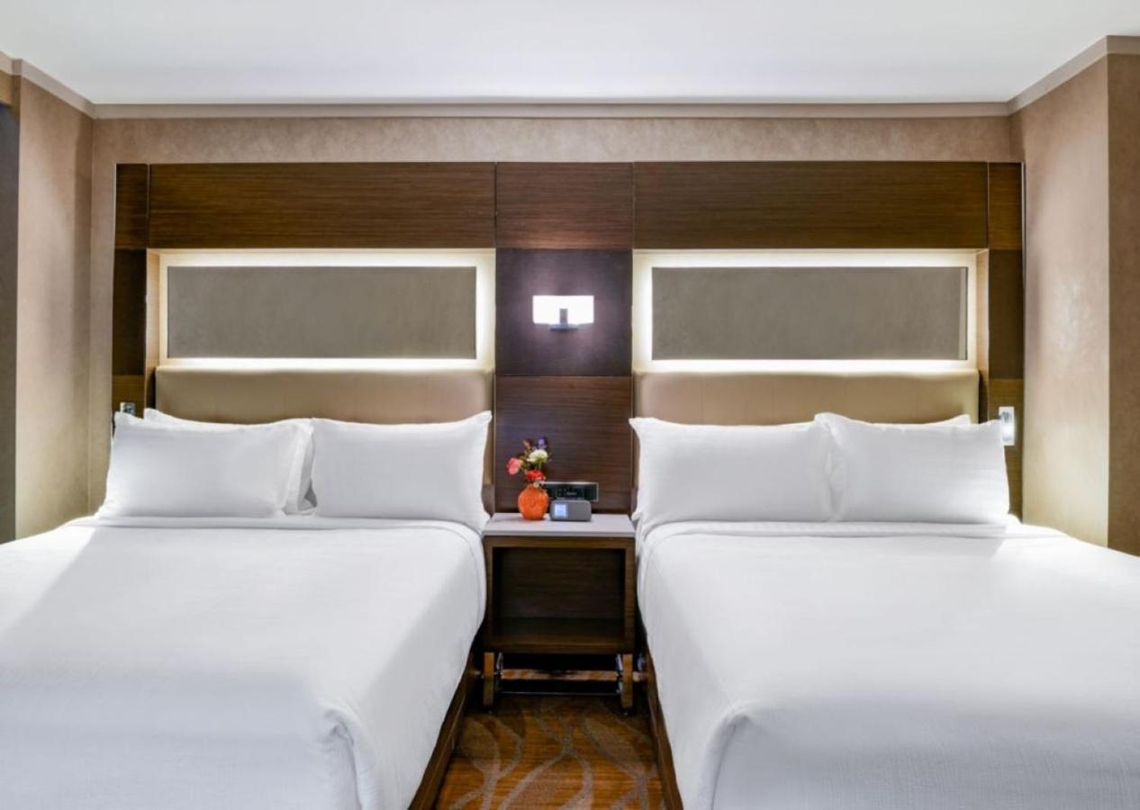 Holiday Inn Brooklyn Downtown By Ihg New York Exterior photo
